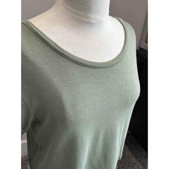 American Eagle Soft & Sexy Green Crop Tee Top Open Criss Cross Strap Back Medium - Picture 3 of 10